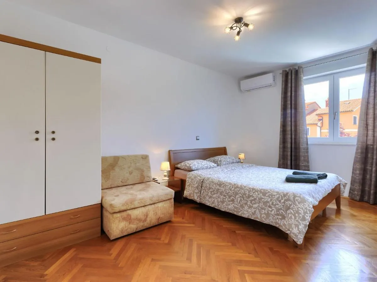 Holiday Home Enka By Interhome Pula