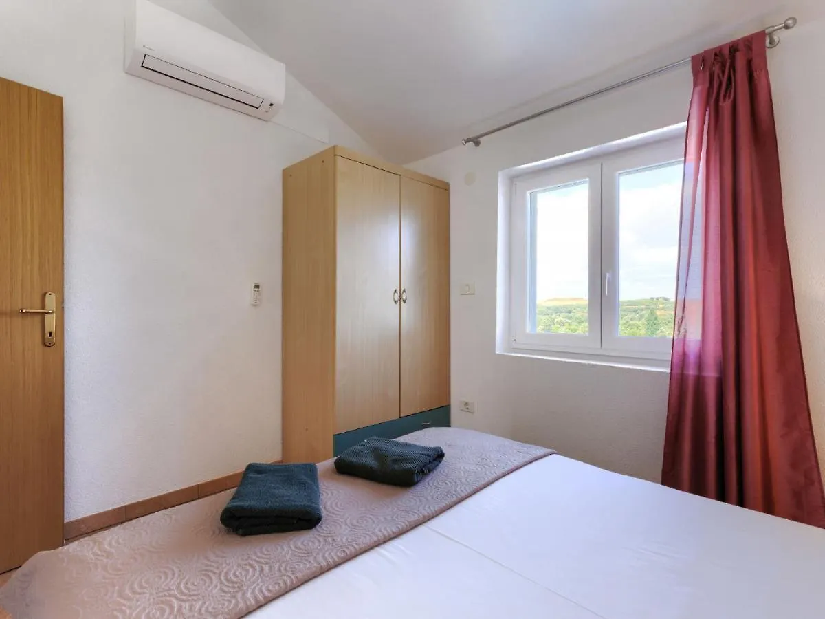 Holiday Home Enka By Interhome Pula