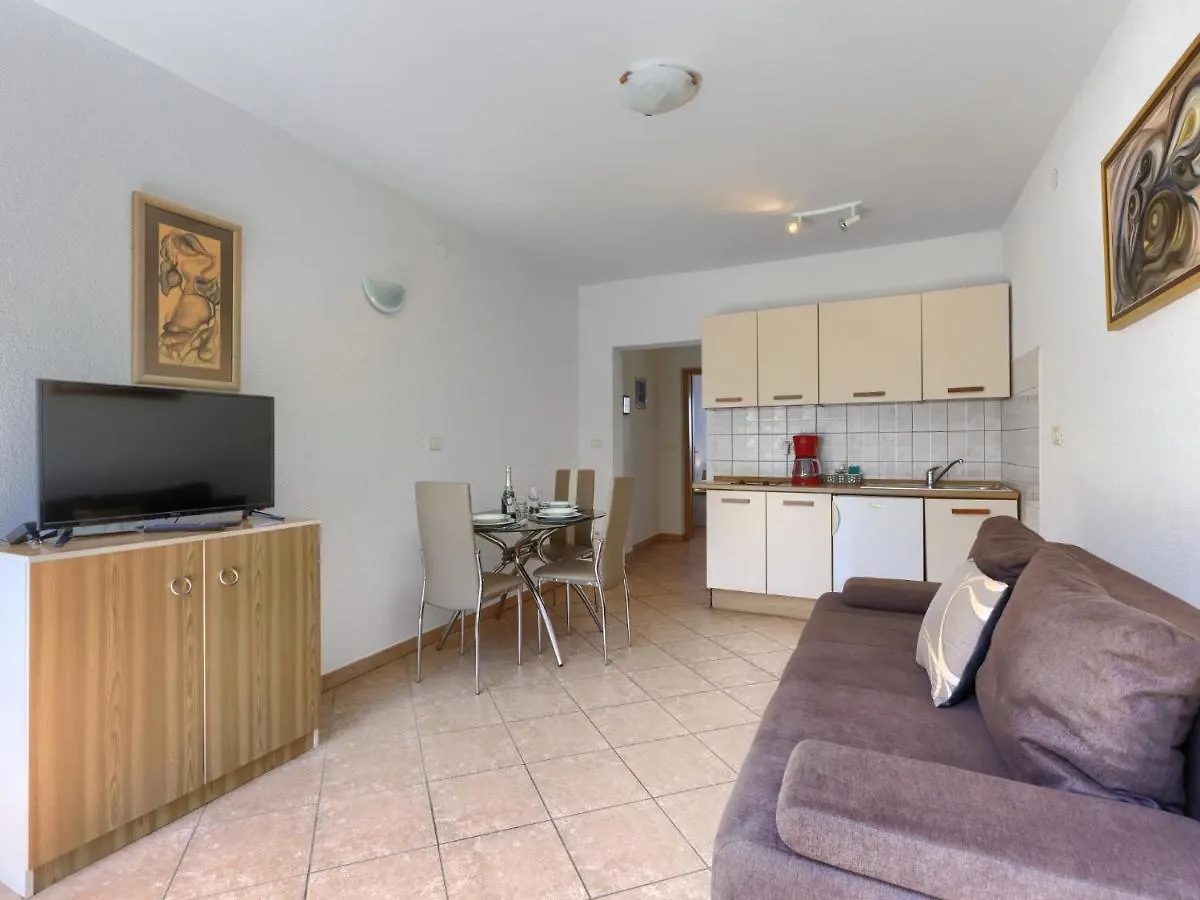 Holiday Home Enka By Interhome Pula