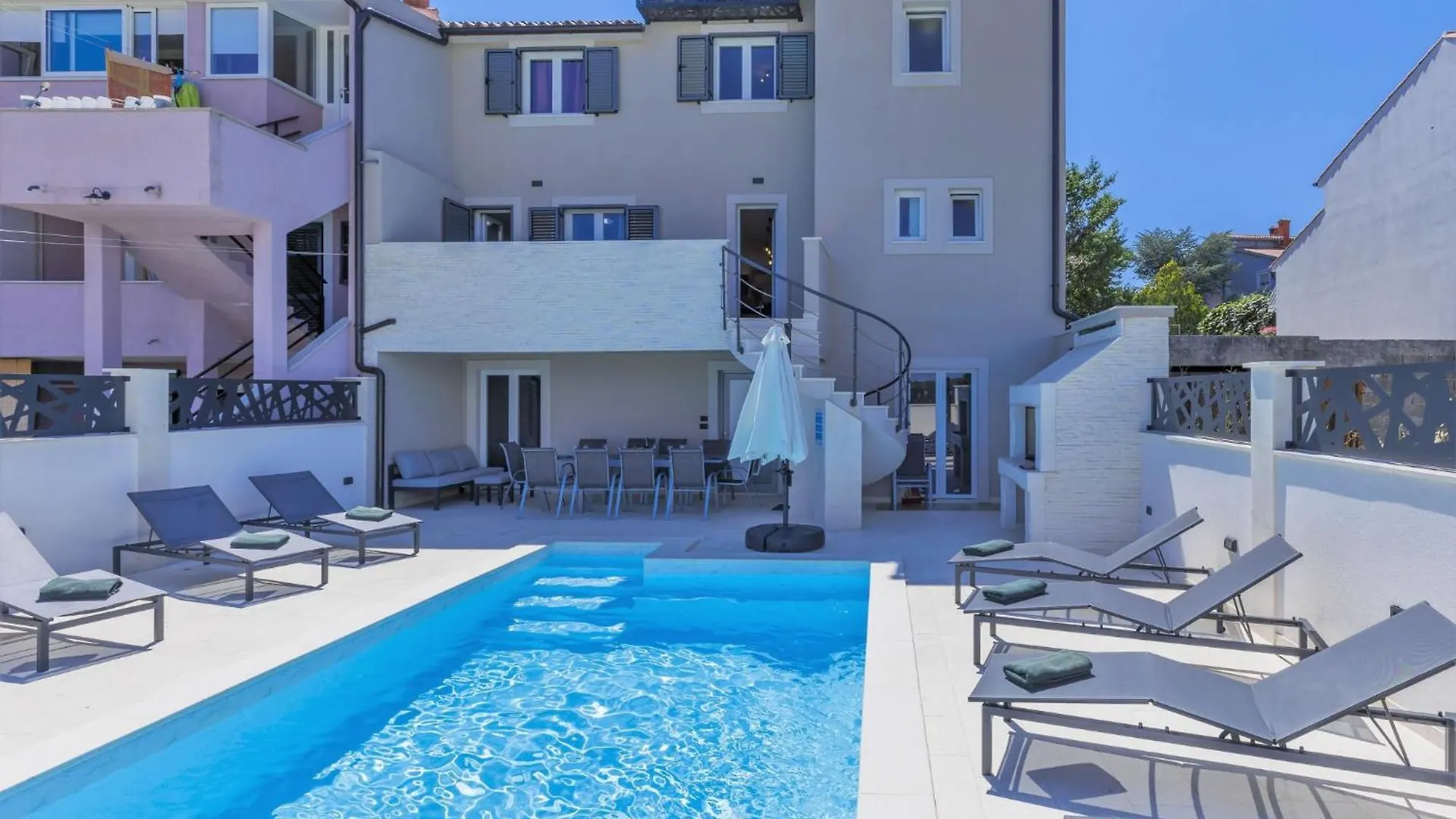 Holiday Home Enka By Interhome Pula