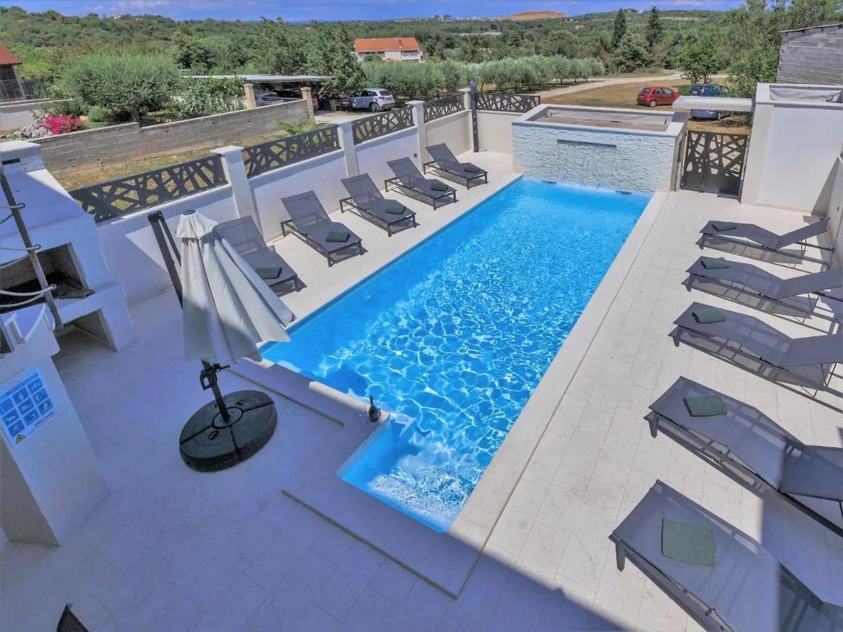 Holiday Home Enka By Interhome Pula