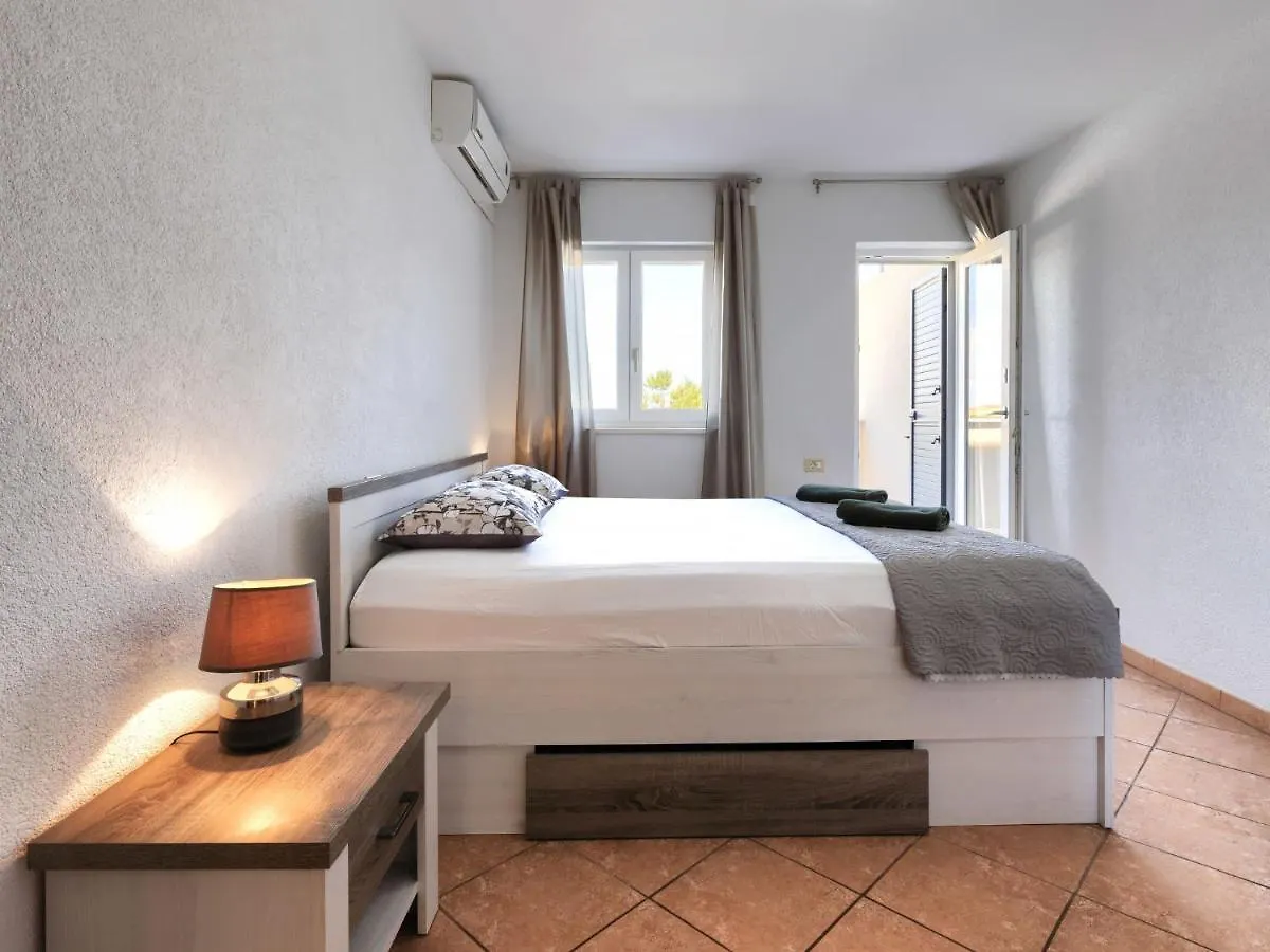 Holiday Home Enka By Interhome Pula