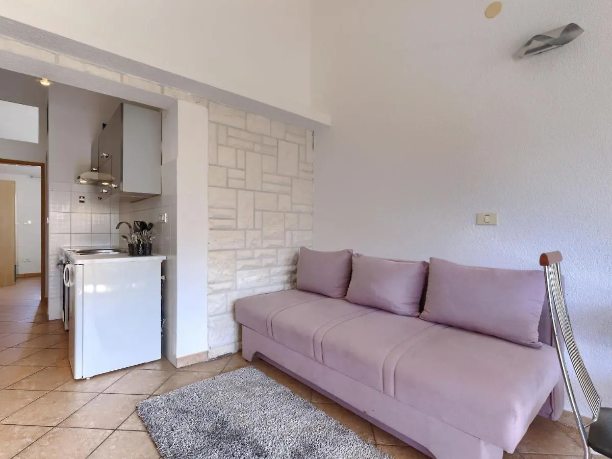 Holiday Home Enka By Interhome Pula